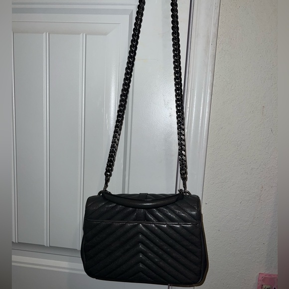 Saint Laurent Sheepskin Matalasse Medium College Bag in New Stone Grey - Picture 10 of 13